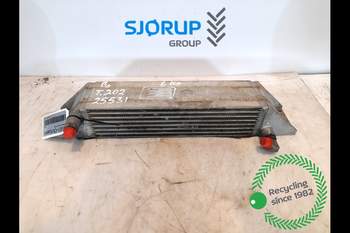 Valtra T202  Oil Cooler