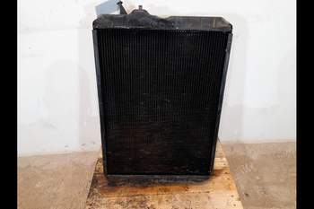 salg af John Deere 7710  Water Radiator