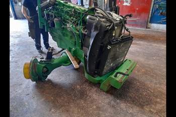 salg af John Deere 8220 traktor