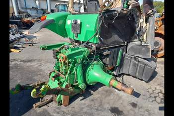 salg af John Deere 8220 tractor