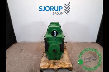 salg af Getriebe John Deere 8220 