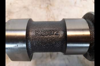 salg af John Deere 8220  Camshaft