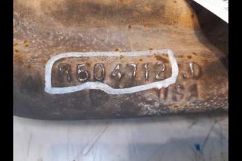 salg af Manifold John Deere 8220 Udstødning