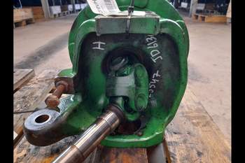 salg af Slutdrev John Deere 6130M Højre