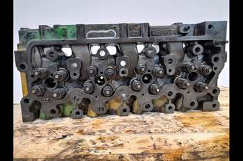 salg af John Deere 6130M  Cylinder Head