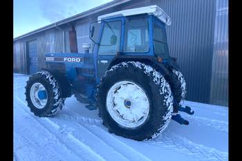 salg af Ford 8830 traktor