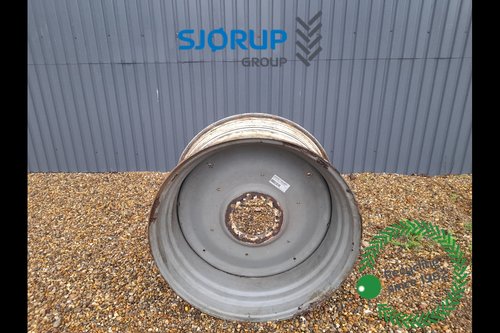 salg af Deutz-Fahr Agrotron 6160 RIGHT Rear Rim