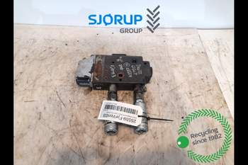 Deutz-Fahr Agrotron 6160  Remote control valve