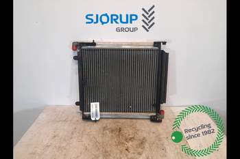 salg af Deutz-Fahr Agrotron 6160  Oil Cooler