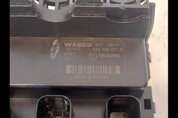 salg af Claas Arion 650  ECU