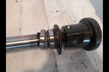 salg af Claas Arion 650  Drive shaft