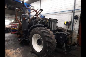 salg af New Holland T8.410 traktor