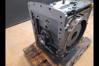 salg af Bagtøjshus New Holland T8.410