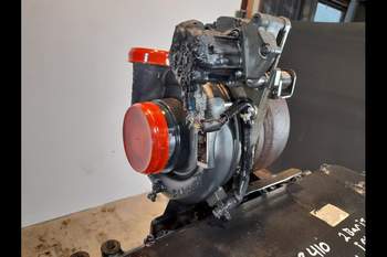 salg af New Holland T8.410  Engine