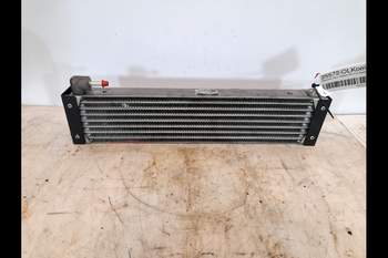 salg af New Holland T8.410  Oil Cooler