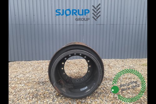 salg af Case 821G RIGHT Rim