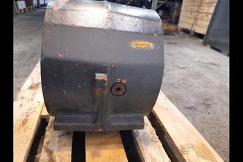 salg af KPL. Differentiale Case 821G