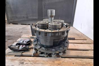 salg af Slutdrev Case 821G Venstre