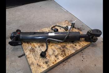 salg af Case 821G  Hydraulic Cylinder