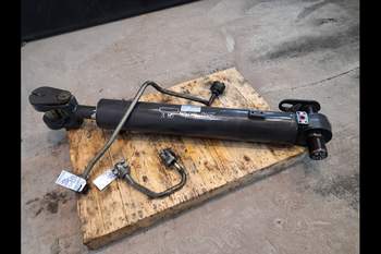 salg af Case 821G  Hydraulic Cylinder