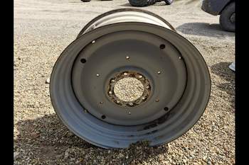 salg af Deutz-Fahr Agrotron M610 RIGHT Rear Rim