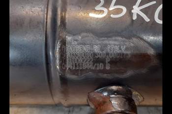 salg af Deutz-Fahr Agrotron M610 LEFT Lift Cylinder