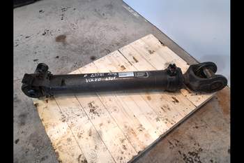 salg af Volvo L90 F  Hydraulic Cylinder