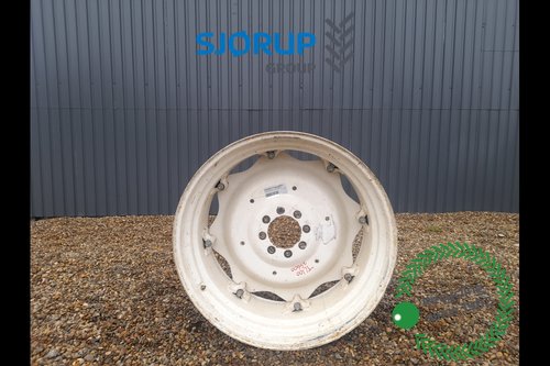 salg af New Holland TL100 RIGHT Rear Rim