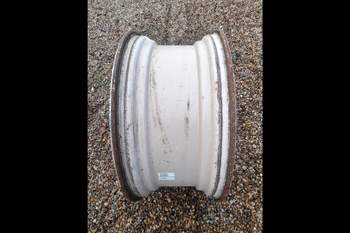 salg af New Holland TL100 LEFT Rear Rim