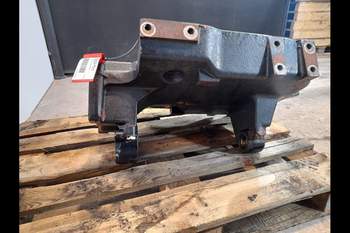 salg af New Holland TL100  Front axle support