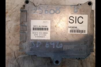 salg af John Deere 6920  ECU