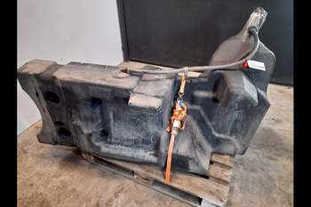 salg af Dieseltank Deutz Agrotron M650