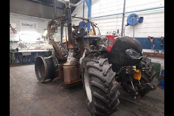 salg af Case Maxxum 150 traktor