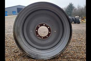 salg af Deutz-Fahr Agrotron 150 LEFT Rear Rim