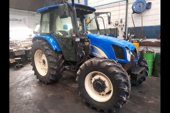 salg af New Holland TL100A tractor