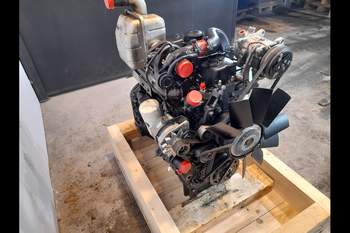 salg af New Holland TL100A  Engine