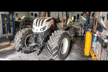 salg af Steyr 6145 traktor