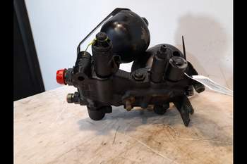 salg af Abfederungsventil Steyr 6145 