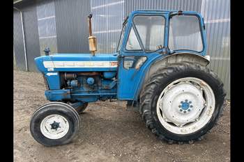 salg af Ford 5000 tractor