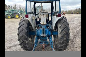 salg af Ford 5000 traktor