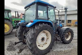 salg af New Holland TL90 traktor