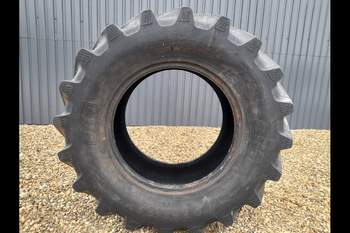 salg af Dæk 440/65r24 -BKT