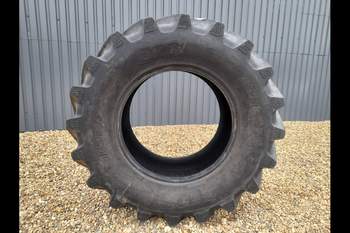 salg af New Holland TL90 LEFT Tire