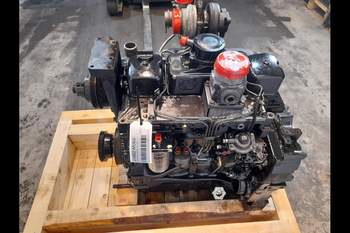 salg af Motor New Holland TS100A