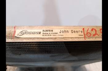 salg af John Deere 6250R  Oil Cooler