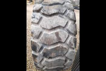 salg af Fiat Kobelco W270 LEFT Tire