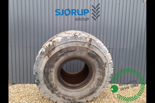salg af Fiat Kobelco W270 LEFT Tire