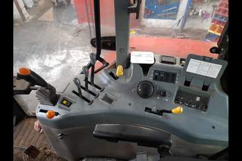 salg af Case MX120 traktor