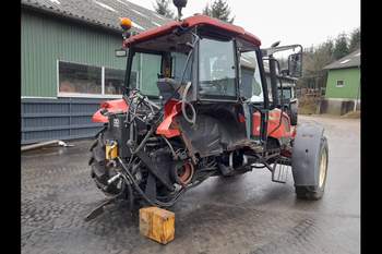 salg af New Holland TL90 A tractor