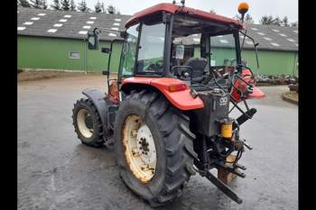 salg af New Holland TL90 A traktor